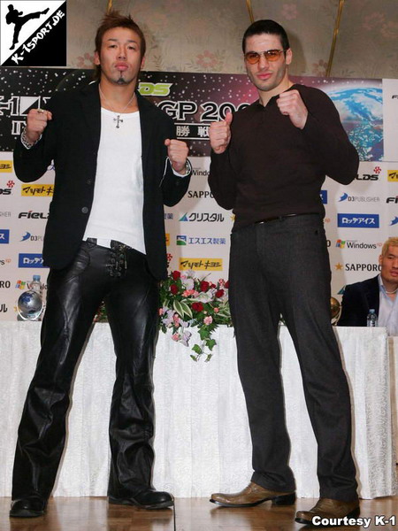 K-1 World Grand Prix 2005 Final Press Conference (Musashi, Ruslan Karaev) (K-1 WORLD GRAND PRIX 2005 FINAL)