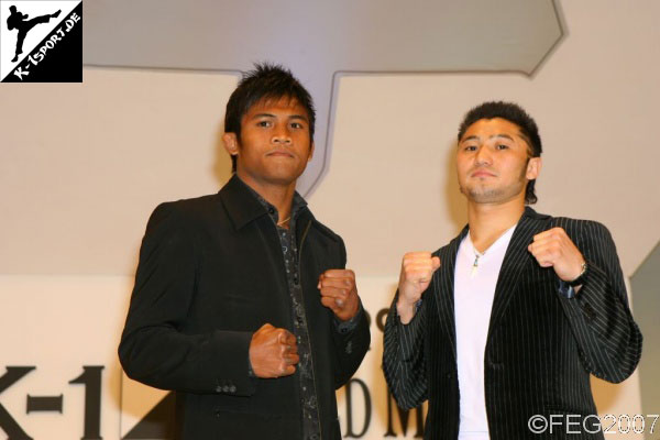 Pressekonferenz (Buakaw Por.Pramuk, Tsogto Amara) (K-1 Japan Max 2007)