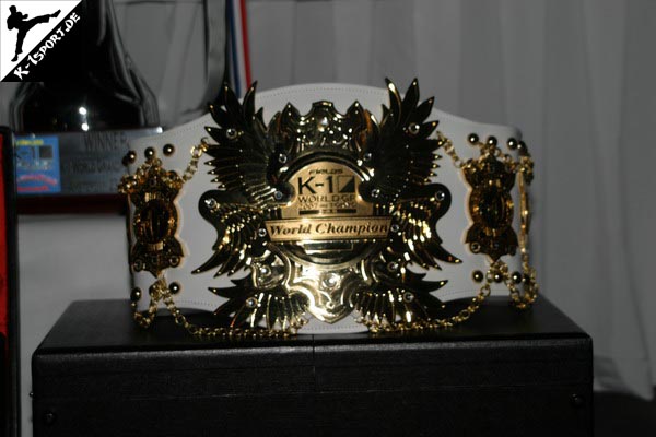 Press Conference, the K-1 Super Heavyweight Belt  (K-1 World Grand Prix 2007 in Amsterdam)