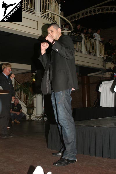 Pressekonferenz (Nicolas Vermont) (K-1 World Grand Prix 2007 in Amsterdam)