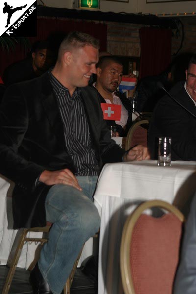 Pressekonferenz (Semmy Schilt, Hiromi Amada) (K-1 World Grand Prix 2007 in Amsterdam)