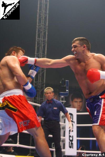  Musashi, Peter Aerts (K-1 WORLD GRAND PRIX 2006 FINAL)