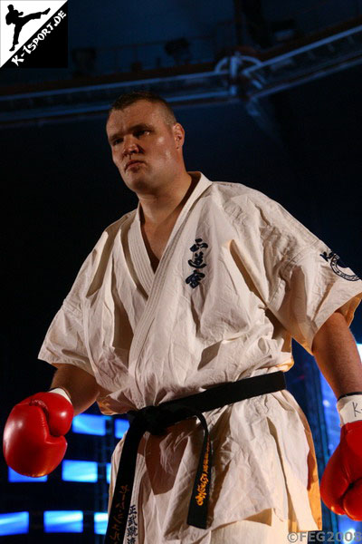  Semmy Schilt (K-1 World Grand Prix 2008 Final Elimination)