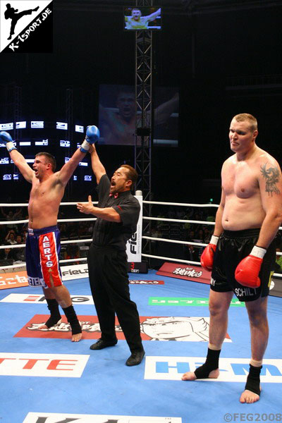  Peter Aerts, Nobuaki Kakuda, Semmy Schilt (K-1 World Grand Prix 2008 Final Elimination)